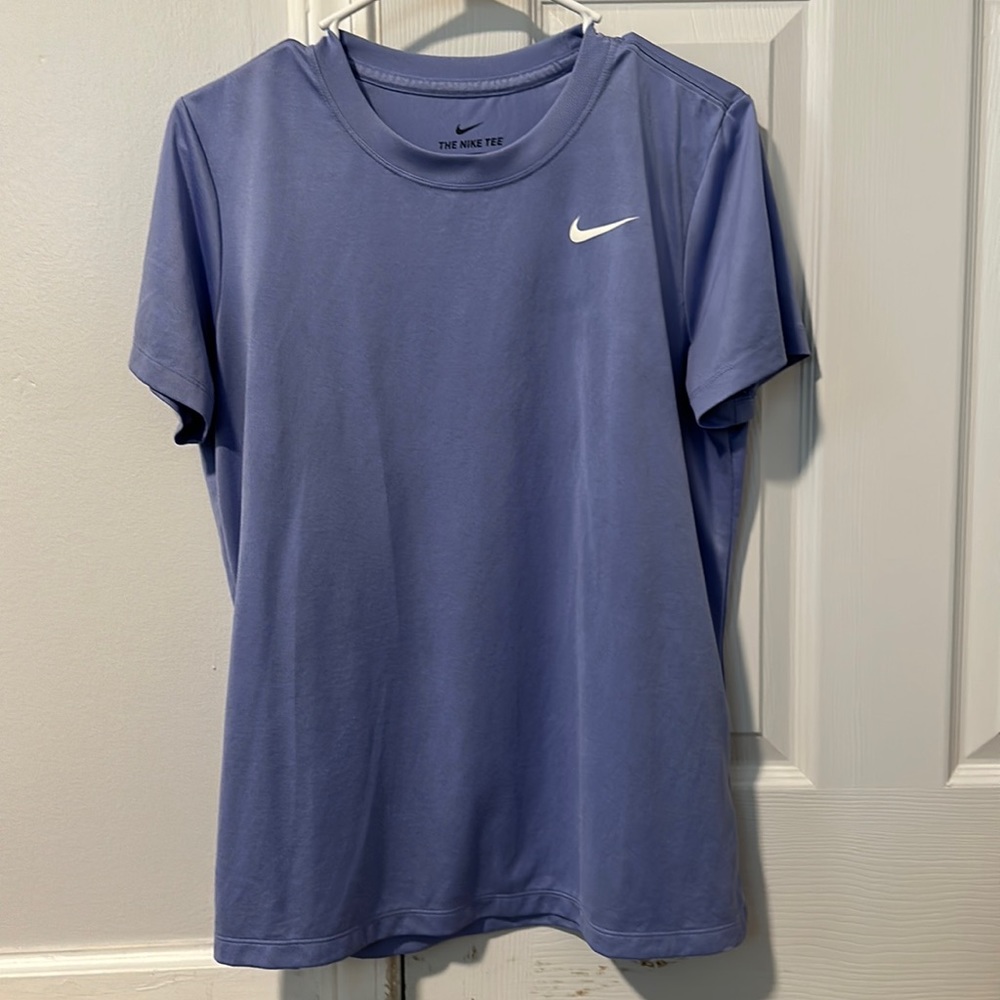 Purple women’s dry fit nike tee